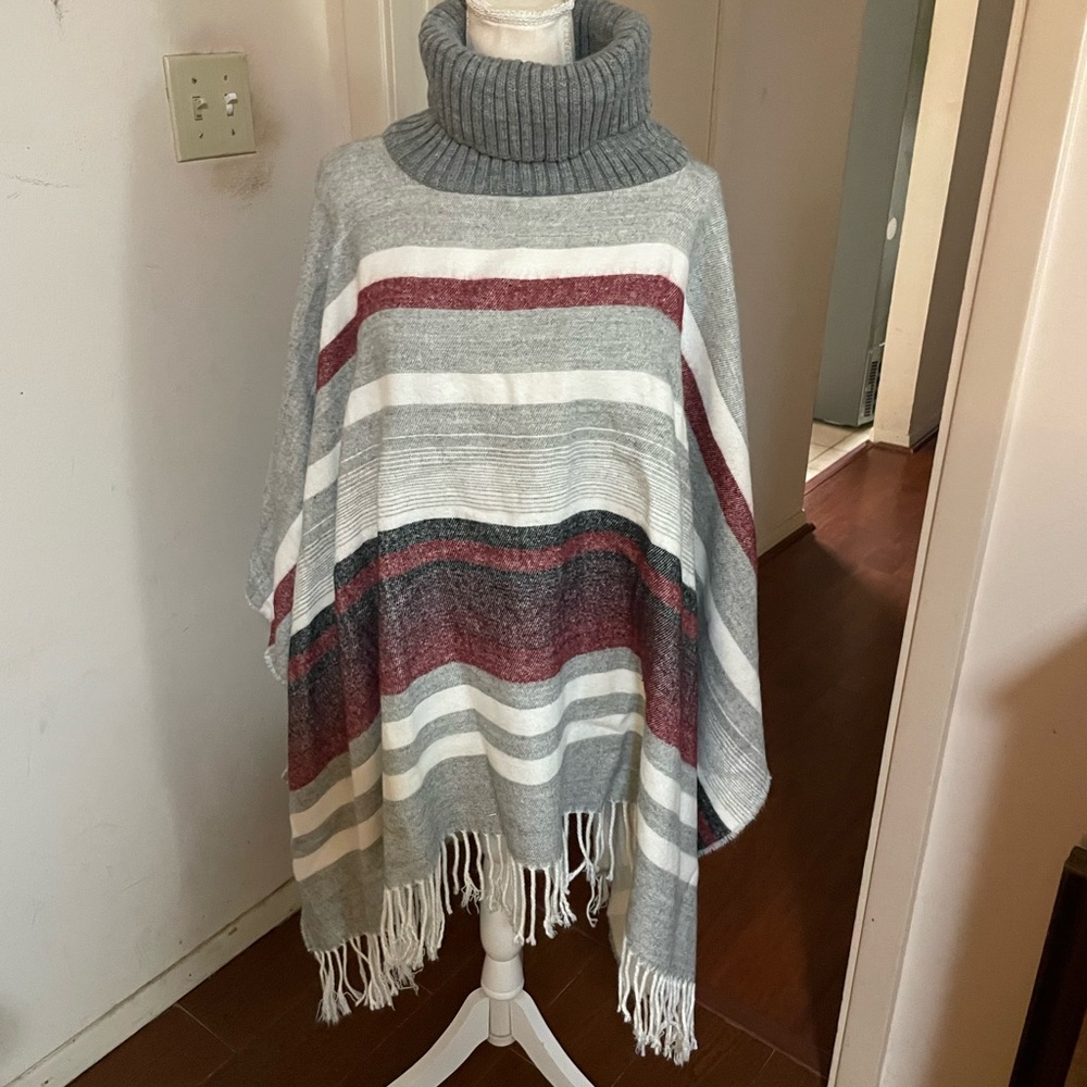 Vince Camuto striped turtleneck fringe poncho knit gray One Size OSFM gray red - Picture 3 of 14